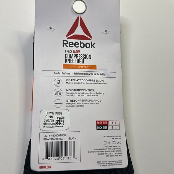 New With Tags Ladies Reebok Compression Knee High socks - Picture 6 of 6